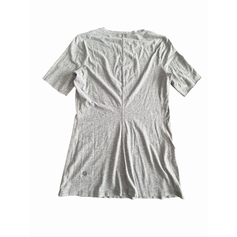Lululemon Shirt Women XS Soft Gray Lightweight Running Casual Logo READ #JJJ6-1